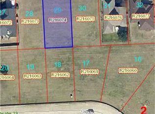 11 Hillsborough Dr E, Montgomery, TX 77356