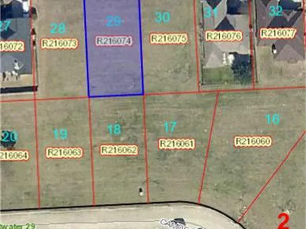 11 Hillsborough Dr E, Montgomery, TX 77356