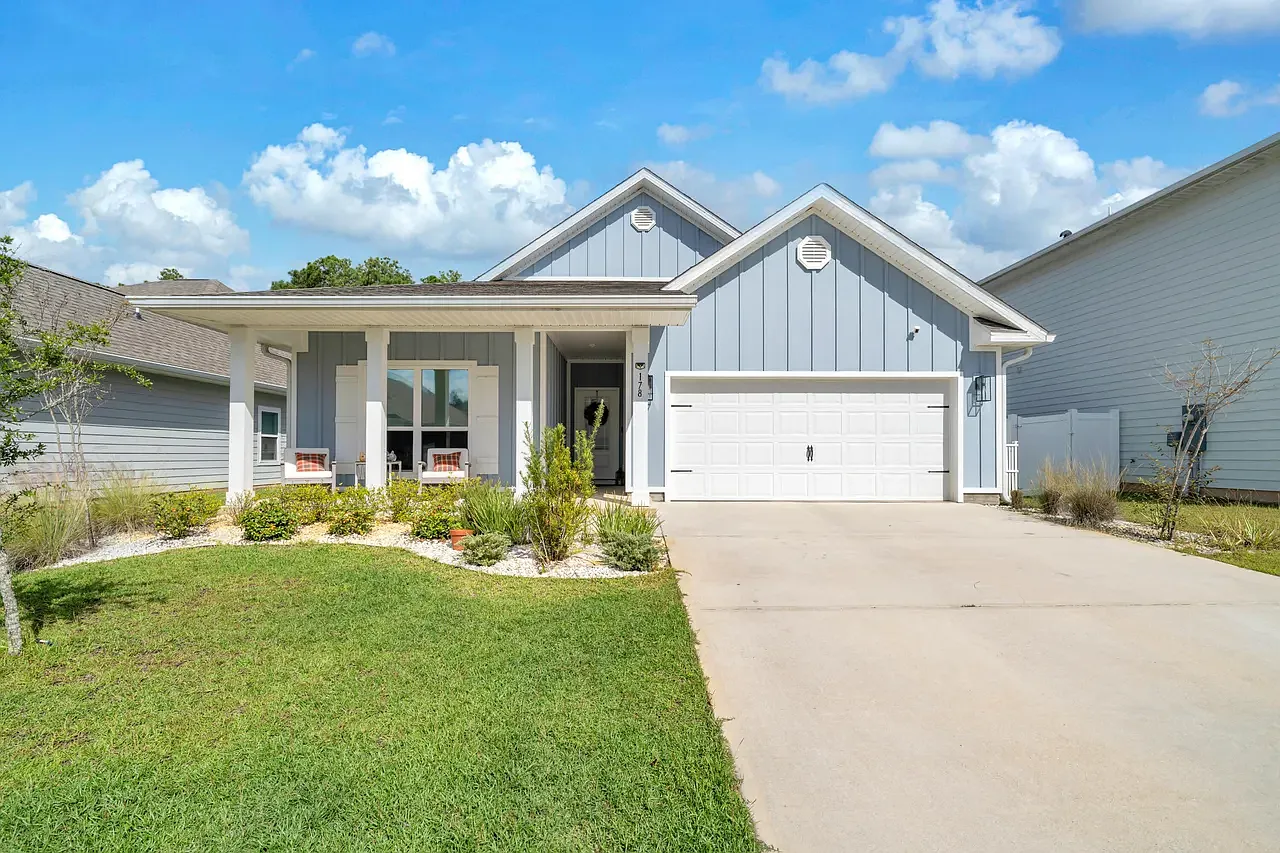 4 bed, 2023 sqft, $3,800 — Photo 1