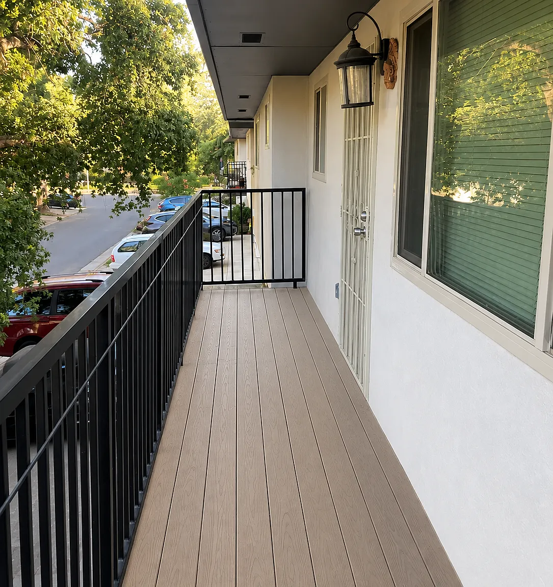 2 bed, 819 sqft, $2,250 — Photo 2