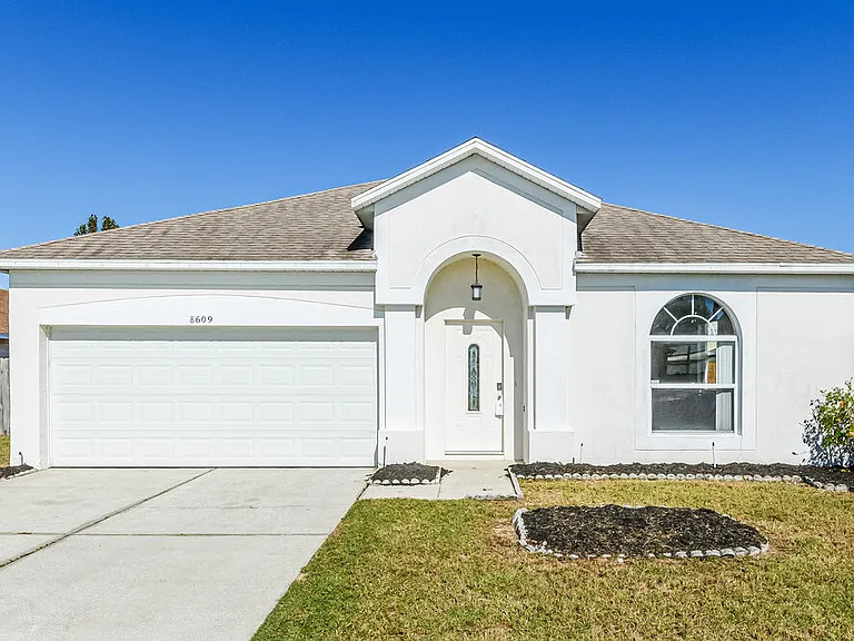 8609 Cavendish Dr — Photo 1