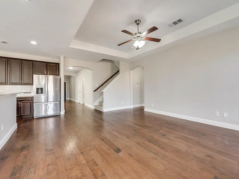 1825 Ridge Creek Ln — Photo 7