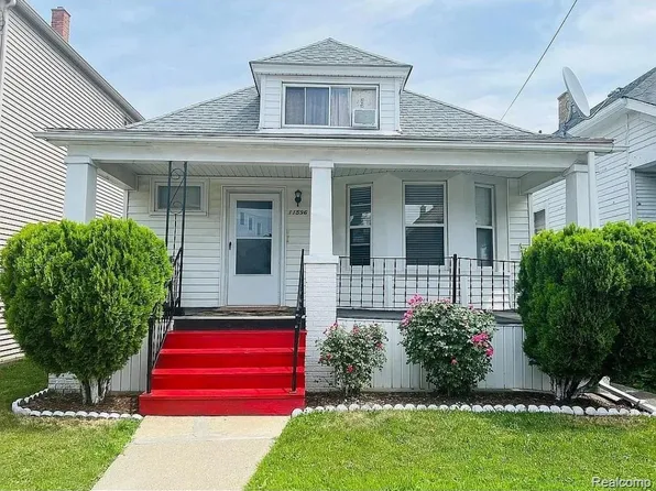 11596 Lumpkin St, Hamtramck, MI 48212