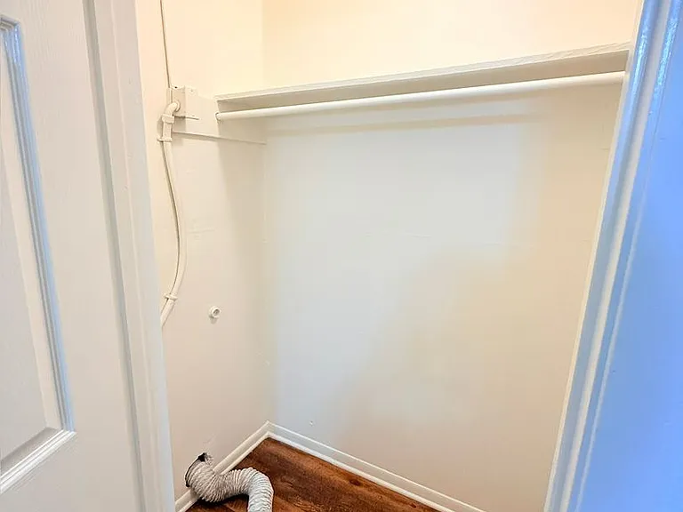 205 1/2 S Broad St — Photo 12