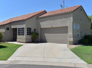 12052 N 40th Way, Phoenix, AZ 85028