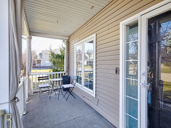 2nd image of 1209 S 52nd St Unit 1104