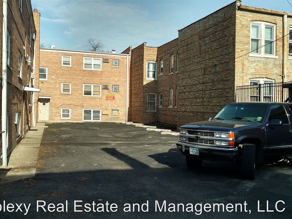 2nd image of 2457 W 69th St APT 4