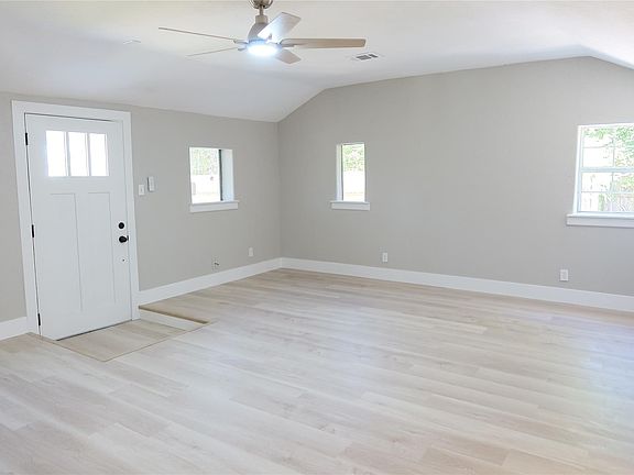 5th image of 8414 De Priest St