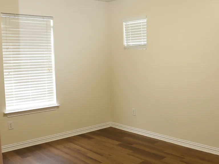 629 Park Place Dr — Photo 21