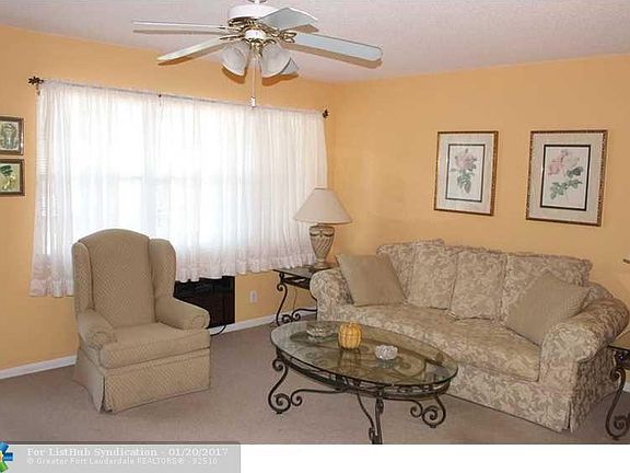 3rd image of 101 Ventnor E #101