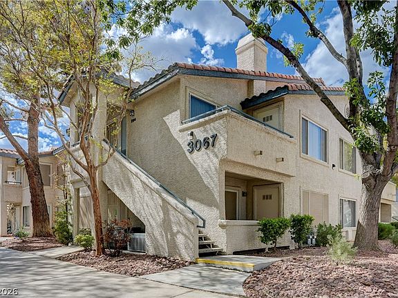 3rd image of 3067 Key Largo Dr Unit 104