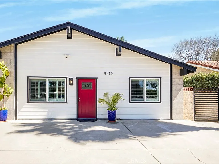 9410 Zelzah Ave — Photo 1