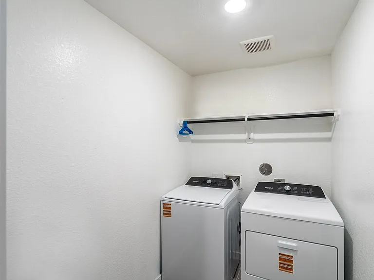 219 Charles Ridge Dr — Photo 18