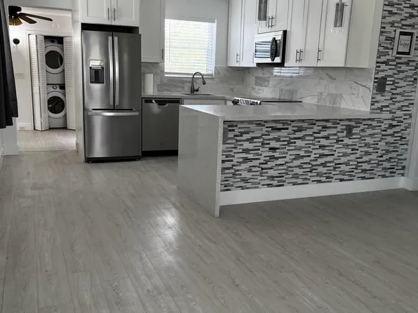 135 SE 5th Avenue, Boynton Beach, FL 33435