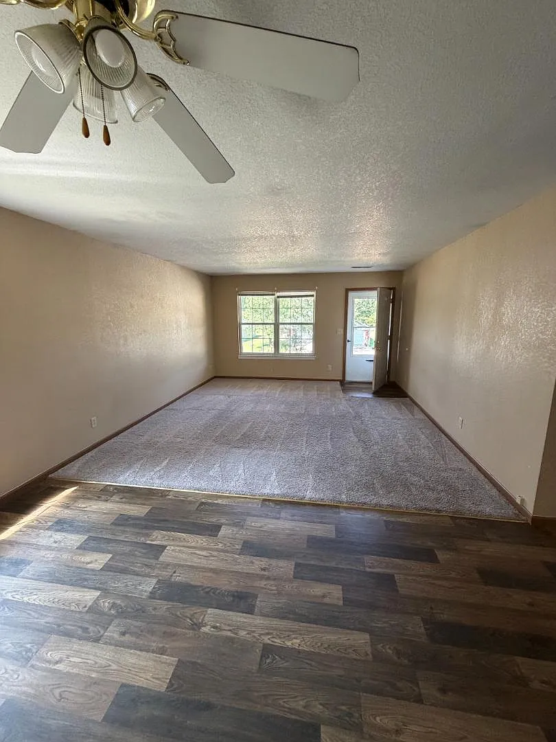 605 Scott Valley - B — Photo 2