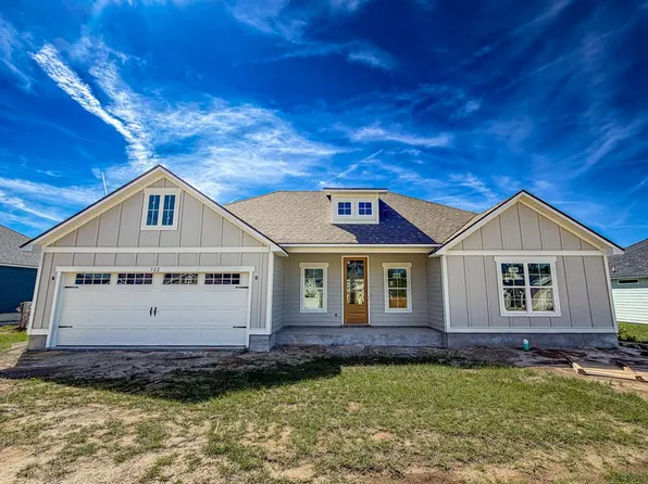 322 Barry Field Cir, Hahira, GA 31632