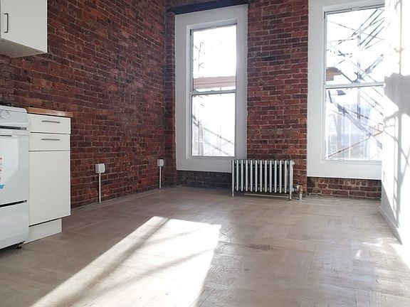 4th image of 1069 Bedford Ave APT 3C