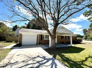 400 Ramsey Dr, Jacksonville, NC 28540