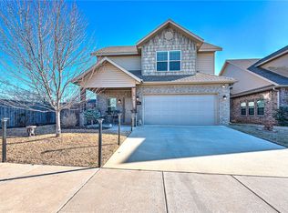 396 N Torc Ln, Fayetteville, AR 72704