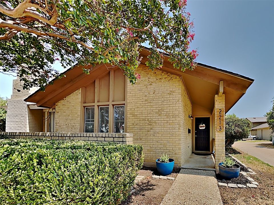 1st image of 2213 Brigadoon Ct