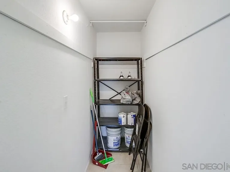 2045 Burton St #51 — Photo 26