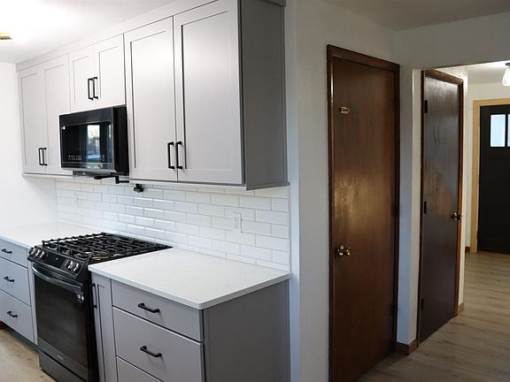 5th image of 22354 Briarhill Dr