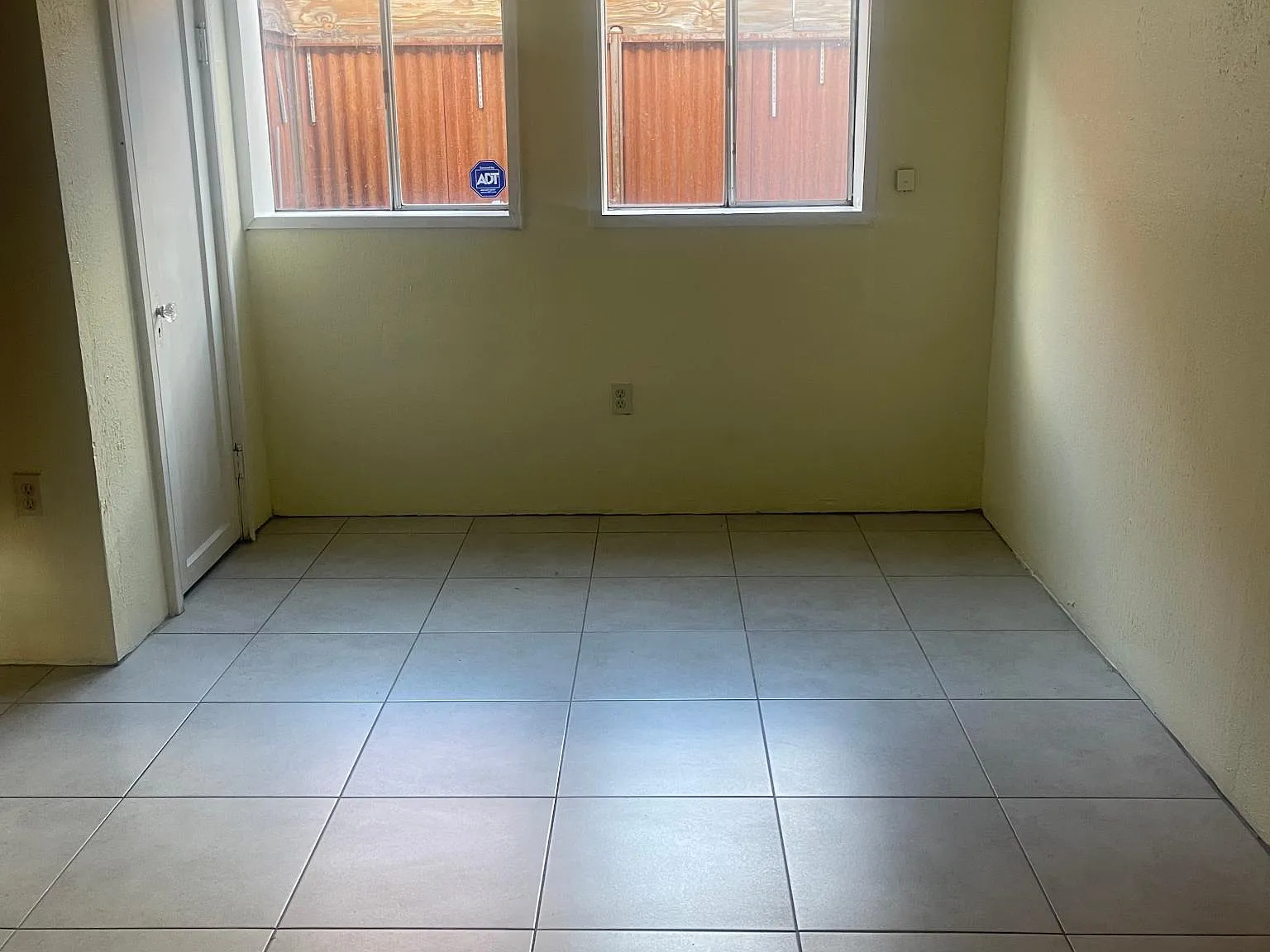 1 bed, 600 sqft, $695 — Photo 4
