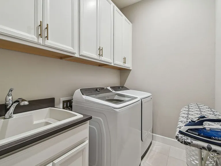 Laundry Room Cabinet