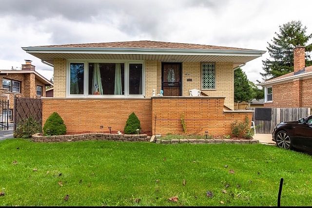 1st image of 10009 S Kostner Ave