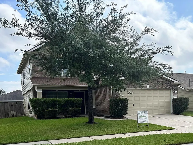 29314 Legends Bluff Dr — Photo 2