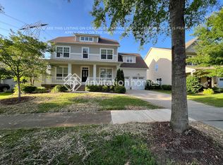 13425 Pierre Reverdy Dr, Davidson, NC 28036