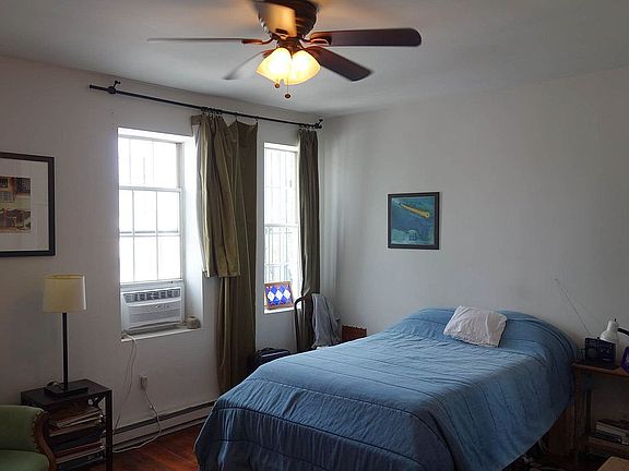 3rd Floor Apt 1 Bed / 1 Bath