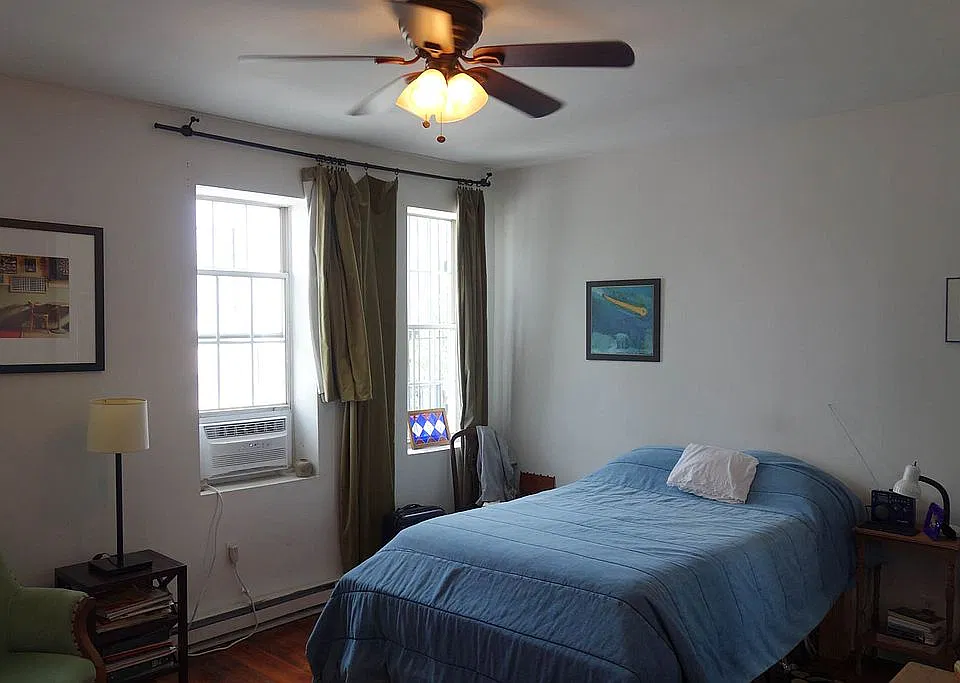 3rd Floor Apt 1 Bed / 1 Bath