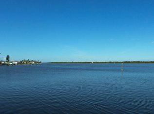 565 Margaret St, Merritt Island, FL 32953