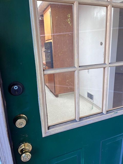 1st image of 5428 Claremont Ave #B
