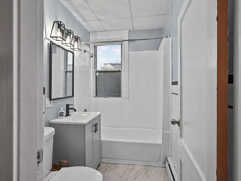 30 Clematis St — Photo 6