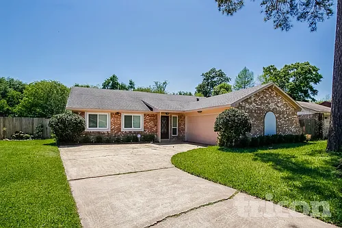 7318 Foxway Ln Photo 1