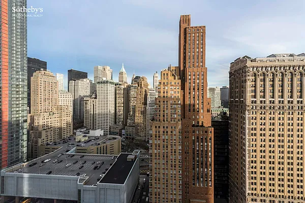 Rented by Sotheby's International Realty | media 9
