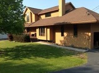 1213 Hawleyton Rd, Binghamton, NY 13903