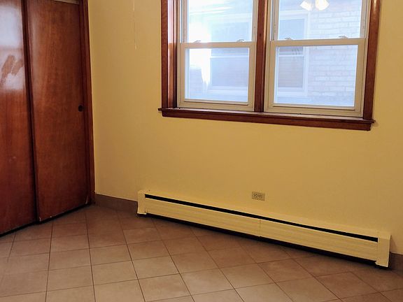 5th image of 2247 S 17th Ave