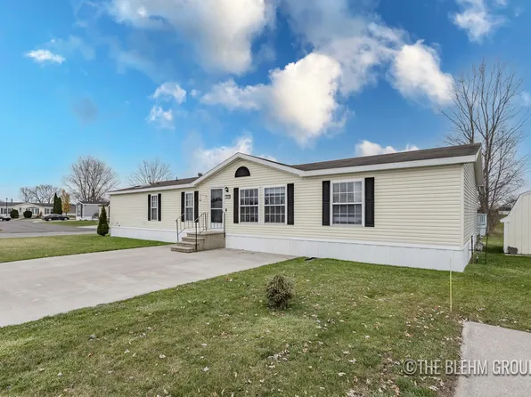 3453 Meadow Lark Ln, Zeeland, MI 49464