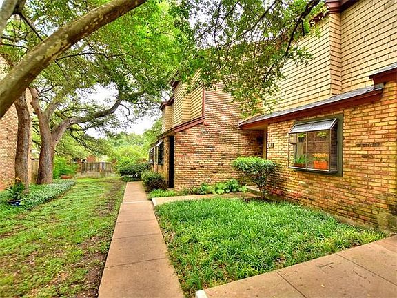 3rd image of 7122 Wood Hollow Dr APT 81