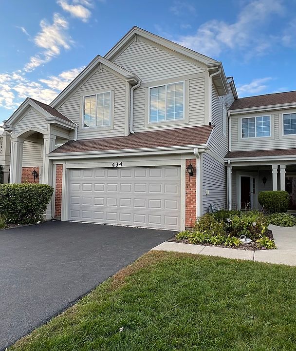 1st image of 434 E Thornhill Ln