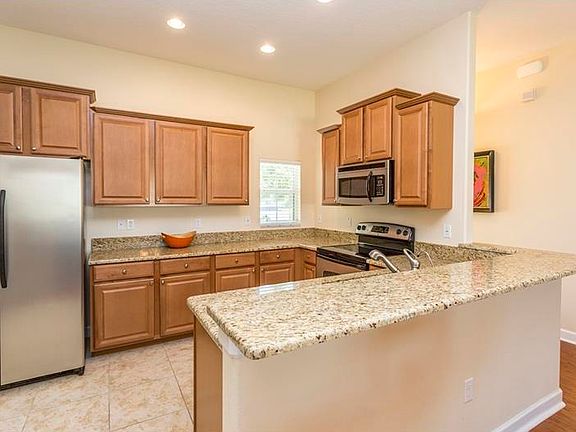 2nd image of 13812 Newport Shores Dr