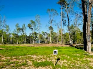 897 Nine Mile Rd, Milam, TX 75959