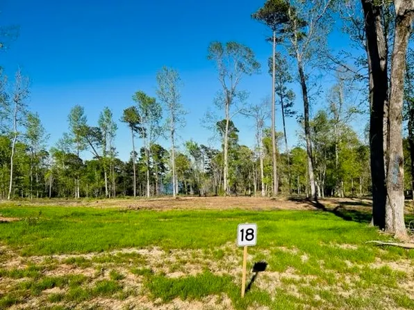 897 Nine Mile Rd, Milam, TX 75959