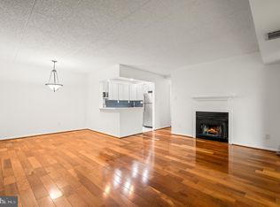 93 Le Forge Ct, Wayne, PA 19087