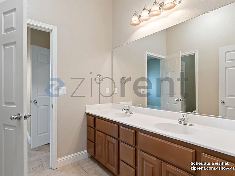 1462 Cruz St — Photo 20