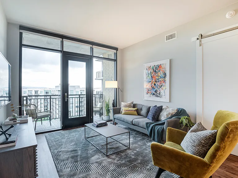 Model Living Room 2