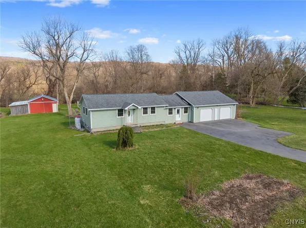 2674 Oran Delphi Rd, Manlius, NY 13104